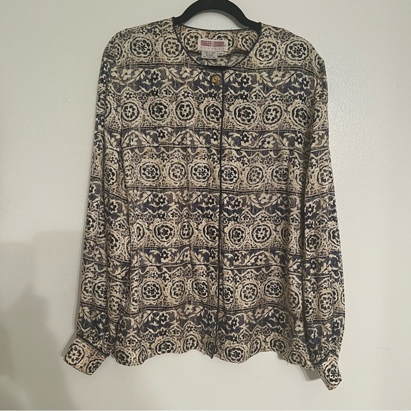 Vintage Maggy London Blouses 100% Silk 14 - Picture 1 of 6